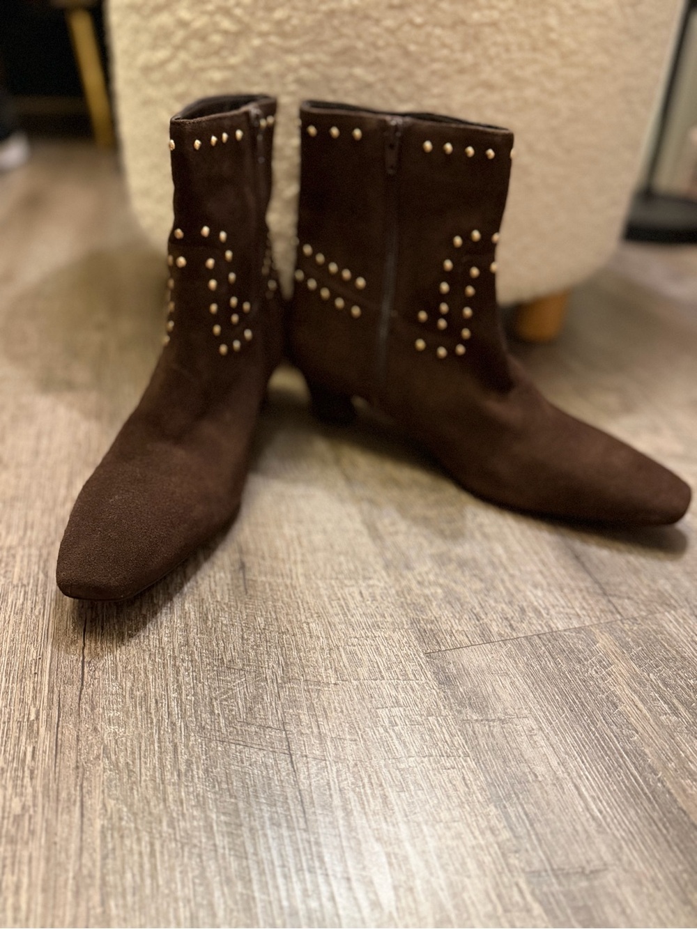 Seychelles Big Bang Chocolate Suede Studded Ankle Boots 9.5 NWT